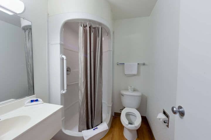 Room 15 of 35